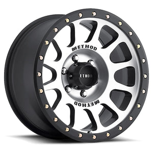 Method MR305 Machined - Matte Black Lip- The Wheel Zone